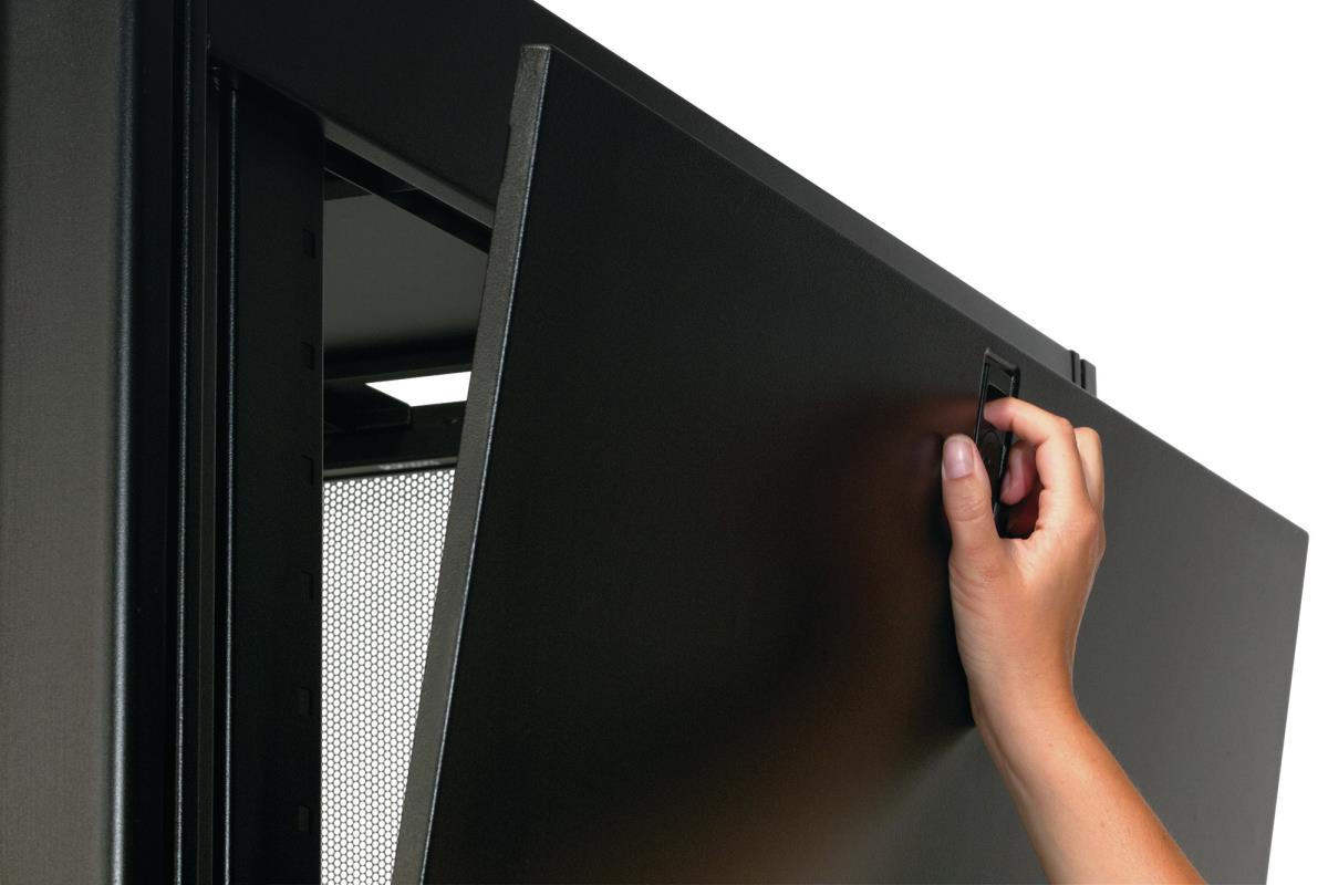 Netshelter Sx 42u 600mm Wide X 1070mm Deep Enclosure With Sides Black