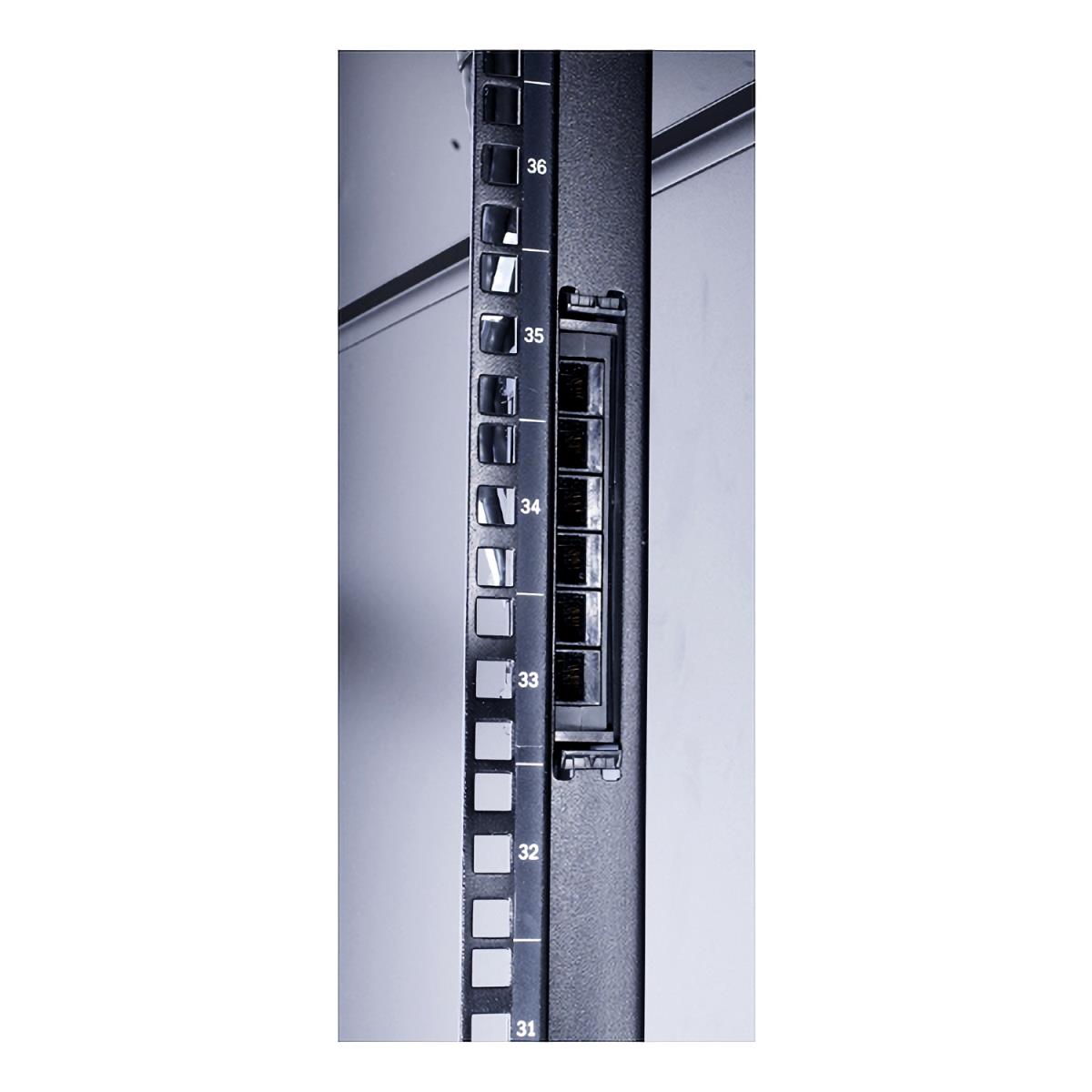 Data Distribution Cable - CAT6 - UTP - CMR - 6xRJ-45 - 18m - Black