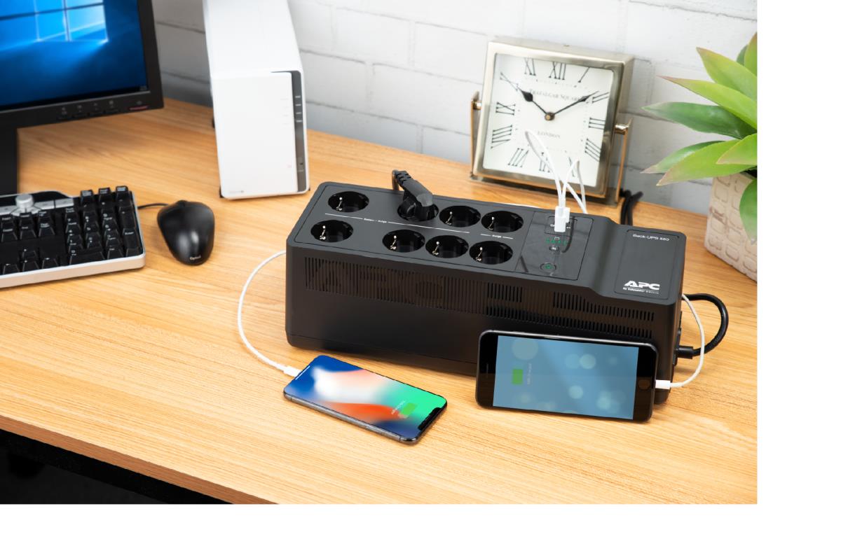 Back-UPS 850VA 520Watts 230V, USB Type-C and A Charging Ports - Schuko CEE 7/7P