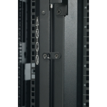 NetShelter SX3K 42U 600mm W x 1200mm D Enclosure with Sides Black, 3500lb Shock Package, No Ramp