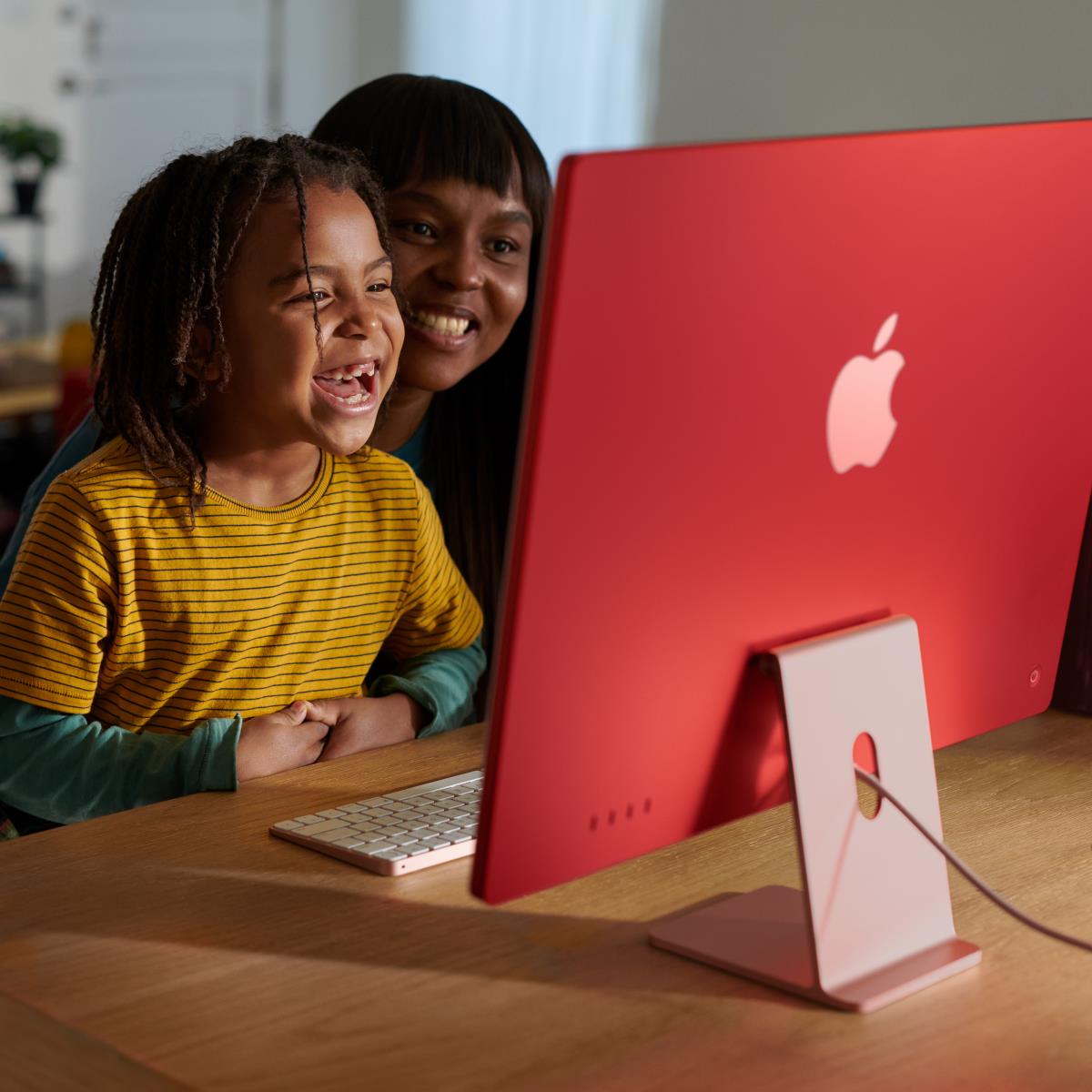 iMac - 24in - M3 8-cpu/10-gpu - 8GB Ram - 512GB SSD - 4.5k Retina Display - Magic Kb With Touch Id - Two USB 3 Ports - Blue - Pink - Qwertzu German
