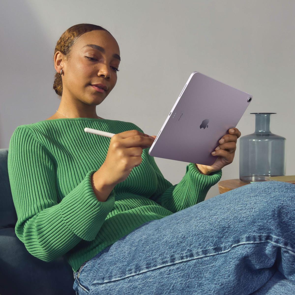 iPad Air - M2 - 13in - 6th Gen - Wi-Fi - 128GB - Space Gray