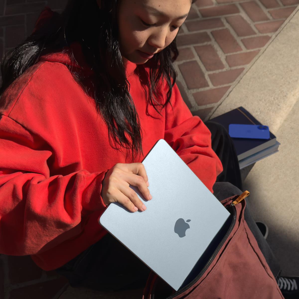 MacBook Air - 13in - M4 10-cpu/10-gpu - 16GB Ram - 512GB - Starlight - Qwerty Us Int''l