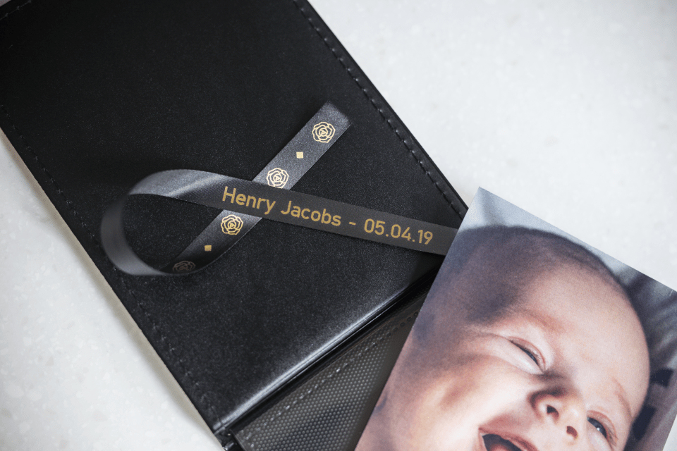 Tape Tzer334 12mm Gold On Black Satin Ribbon