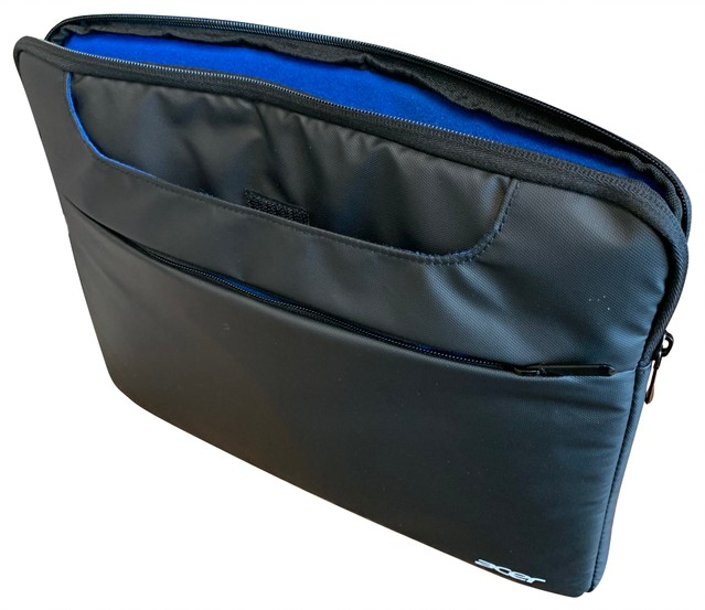13.5in Multi Pocket Sleeve - Black