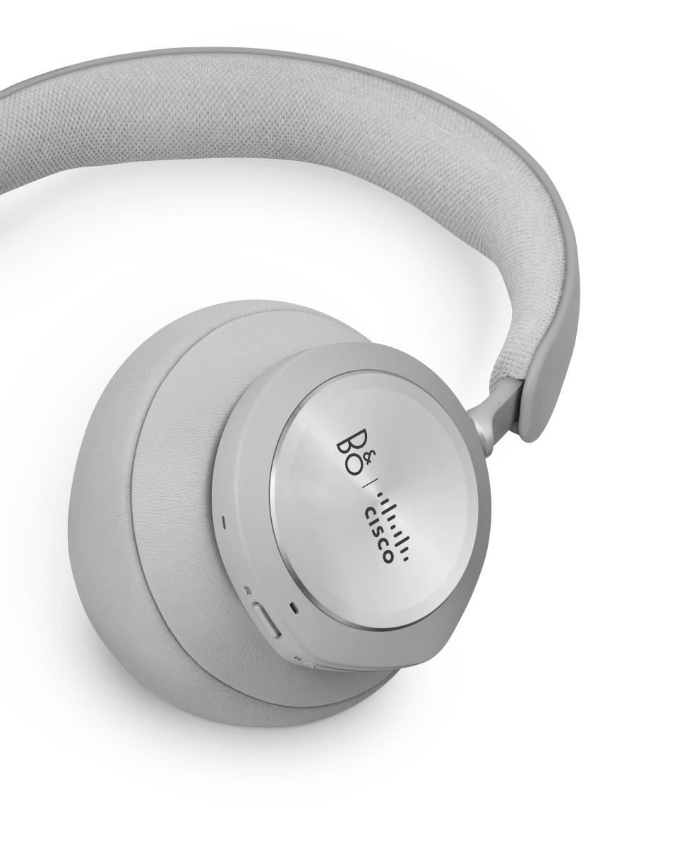 Bo Cisco 980 Wireless Over-ear USB-a Bundle - First Light