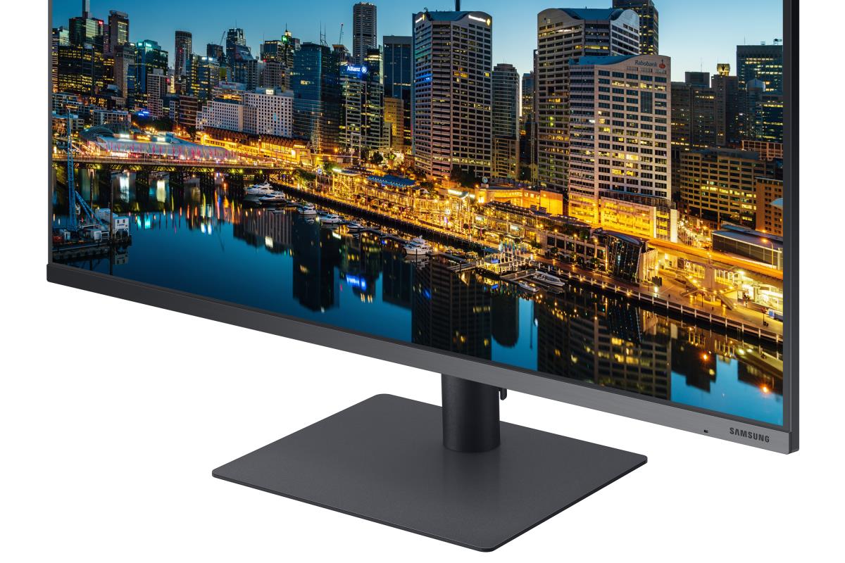 Desktop Monitor - F32tu870vr - 31.5in - 3840 X 2160