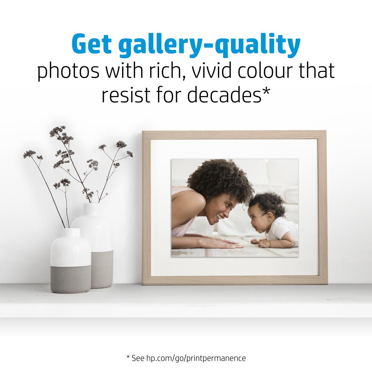 Premium Plus Semi-gloss Photo Paper-20 sht/A4/210 x 297 mm (CR673A)