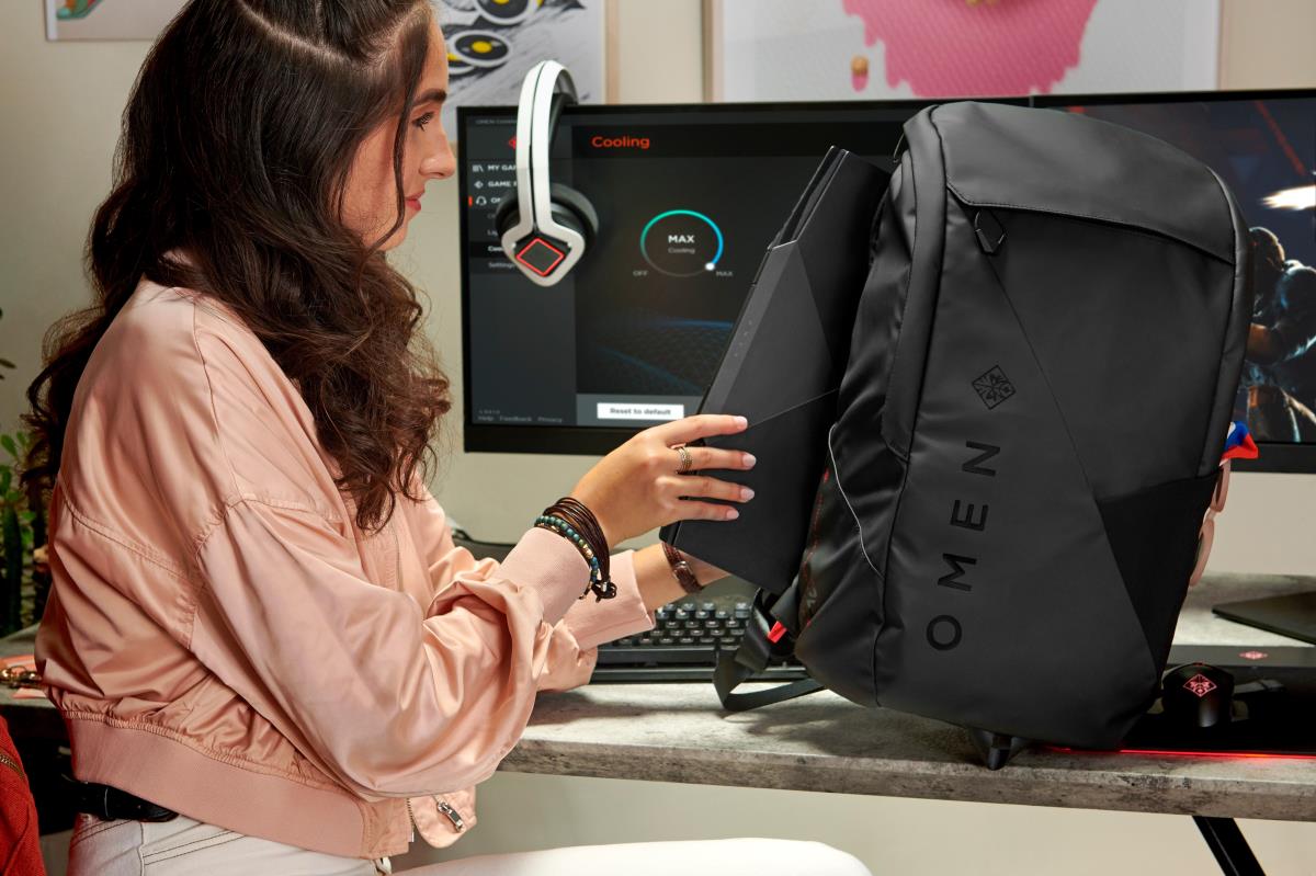 OMEN Transceptor - 15.6in Notebook Rolltop Backpack - Black