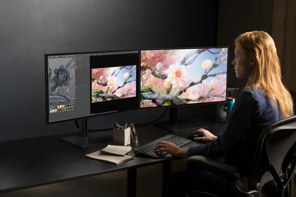Desktop USB-C Monitor - DreamColor Z25xs G3 - 25in - 2560x1440 (QHD)