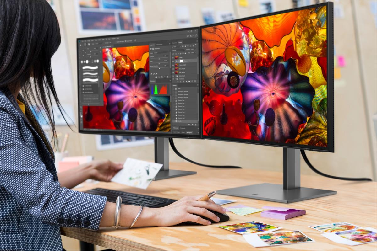Desktop USB-C Monitor - DreamColor Z25xs G3 - 25in - 2560x1440 (QHD)