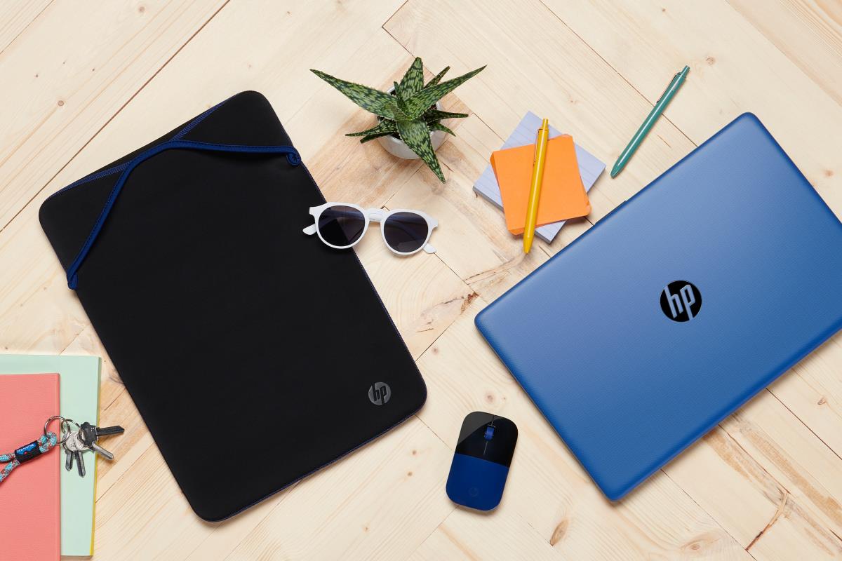 Reversible Protective - 15.6in Notebook Sleeve - Blue