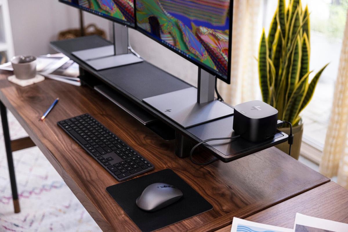 Docking Station Thunderbolt G4 - 280W - Combo Cable