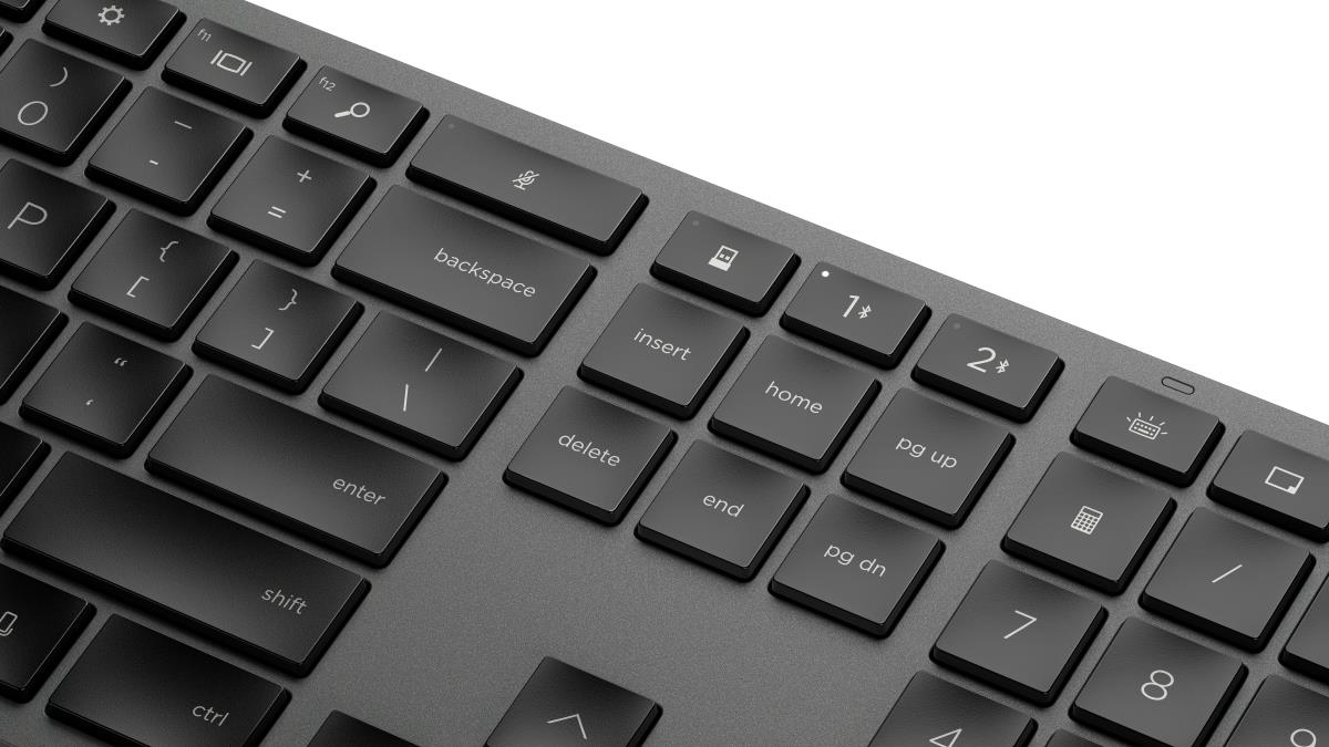 Bundle / Wireless Keyboard 975 Dual-Mode - Azerty Belgian + Wireless Mouse + Renew Executive 16in Bag