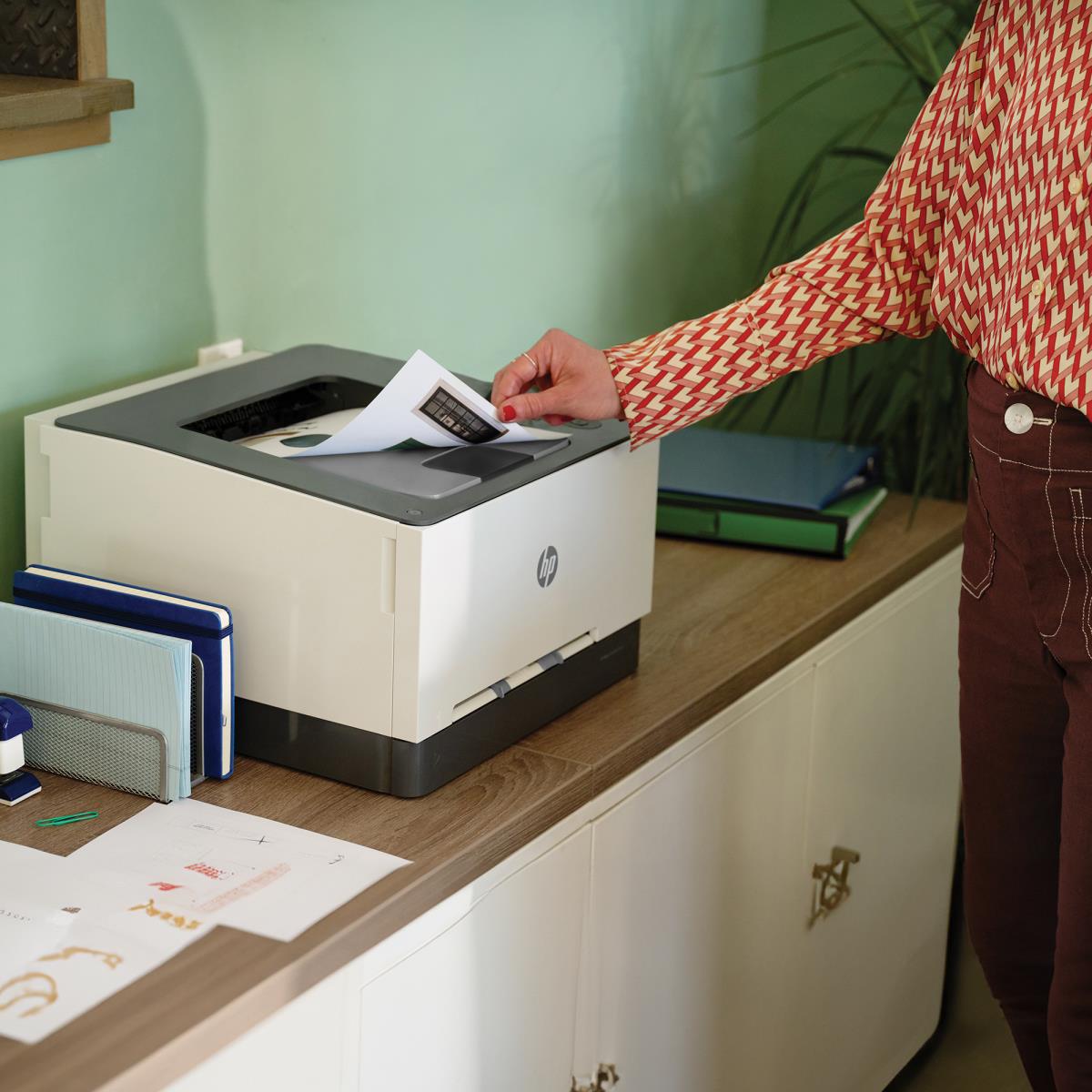 LaserJet Pro 3202dw - Color Printer - Laser - A4 - USB / Ethernet / Wi-Fi