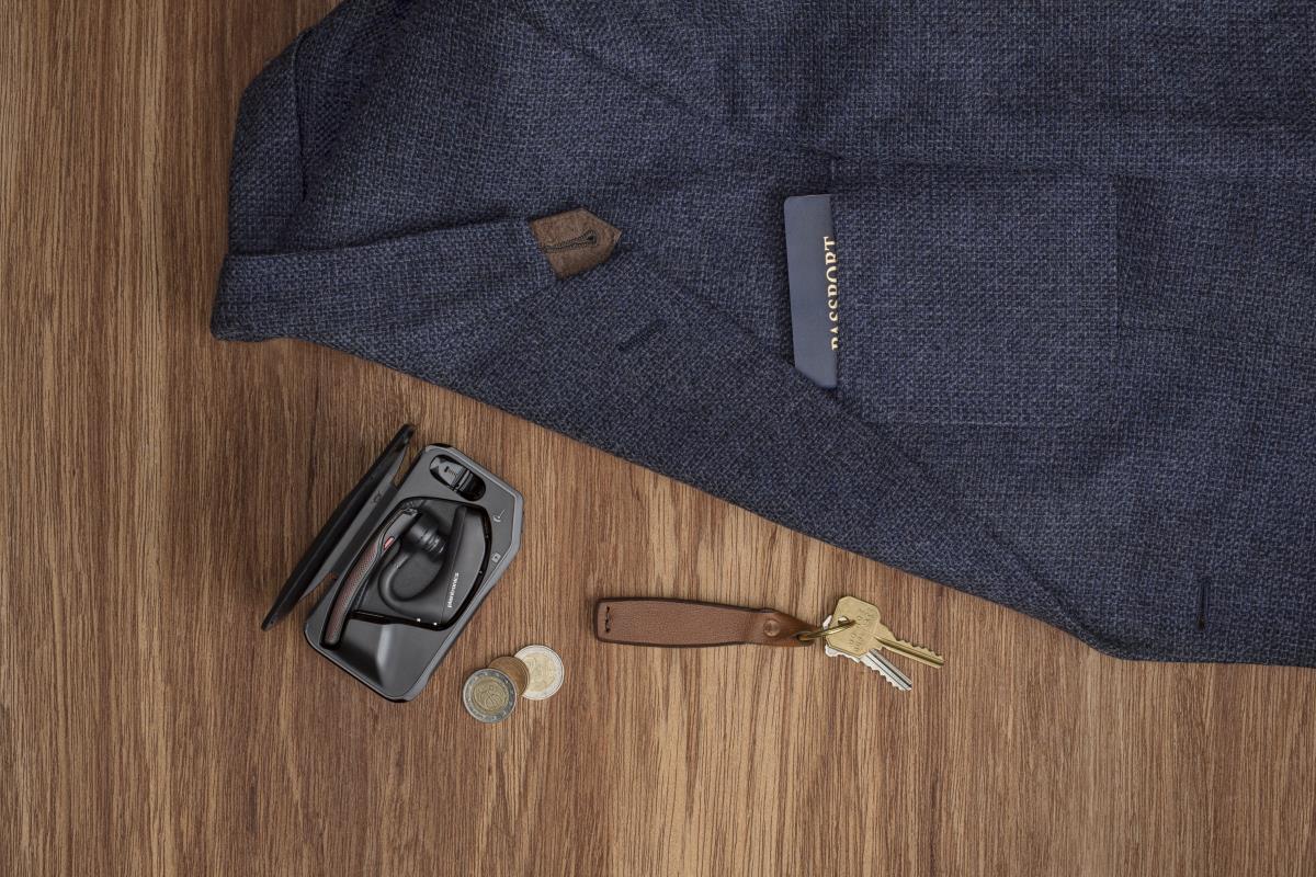 Poly Voyager 5200 USB-A Bluetooth Headset +BT700 dongle