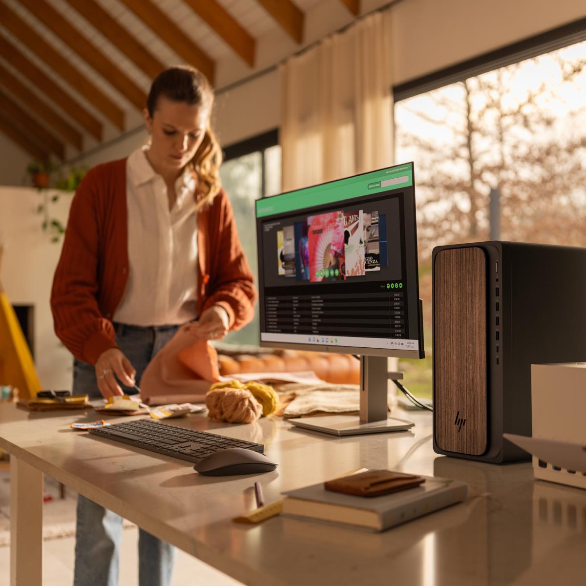 OmniDesk Desktop AI - Core Ultra 7 265 - 32GB RAM - 1TB SSD - RTX 5060 8GB - Win11 Home - Azerty Belgian