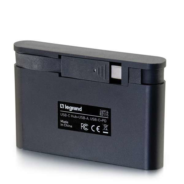 USB-C Hub with USB-A, USB-C and Power Delivery up to 100W