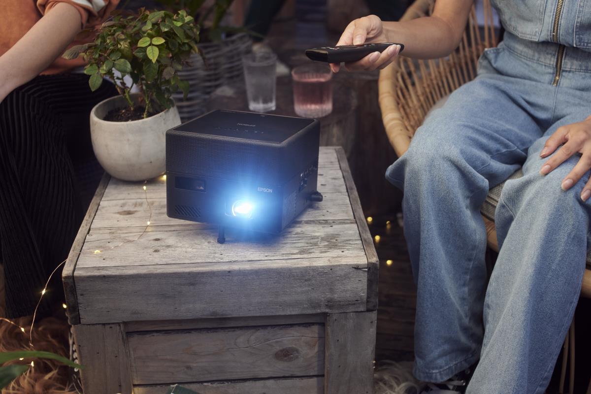 Ef-12 - Projector - LCD - 1000 Lm - Full Hd - USB