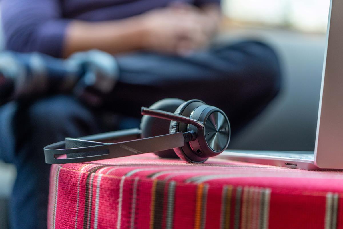 Headset Voyager Focus 2 Uc Microsoft - Stereo - USB-a Bluetooth