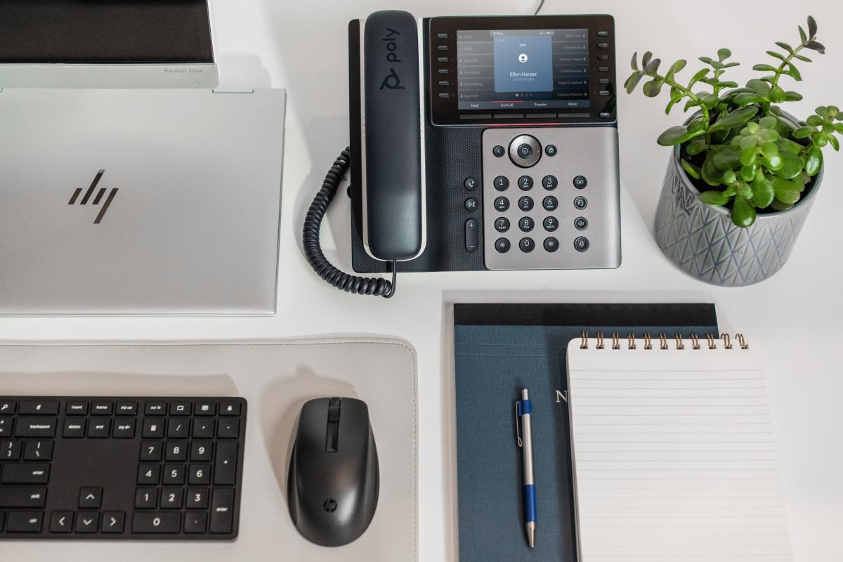 Poly Edge E550 Ip Phone