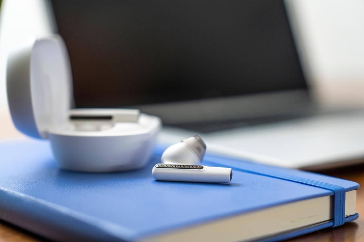 Spare Voyager Free 60/60+ Replacement Ear Buds Teams White (l And R) EartIPS