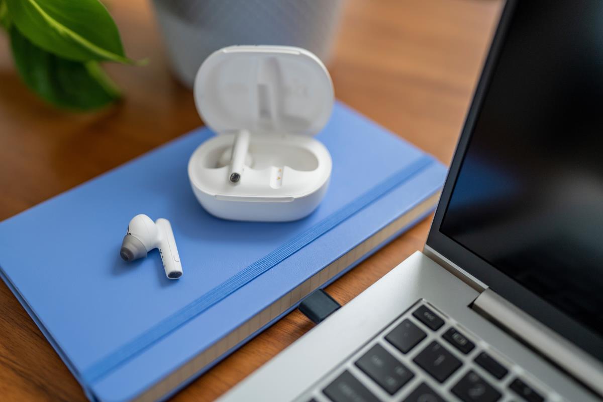 Spare Voyager Free 60/60+ Replacement Ear Buds Teams White (l And R) EartIPS