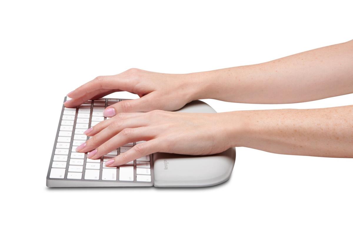 Ergosoft Wrist Rest For Slim Compact Keyboard