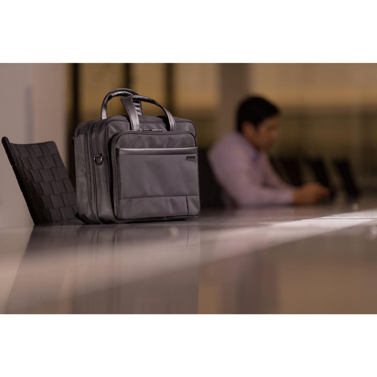 Contour 2.0 Business Laptop Briefcase 15.6in - Black