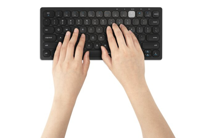 Compact Multi-device Wireless Keyboard Azerty French