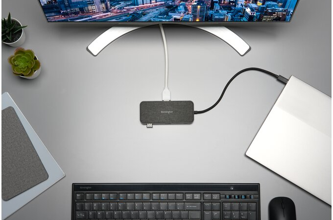 Sd1650p USB-c Single 4k Portable Docking Station With 100w Power Pass-through