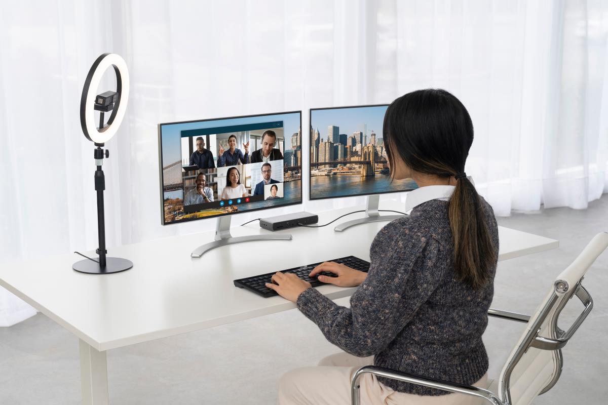 L1000 Bicolor Ring Light With Webcam Mount For Video Conferencing
