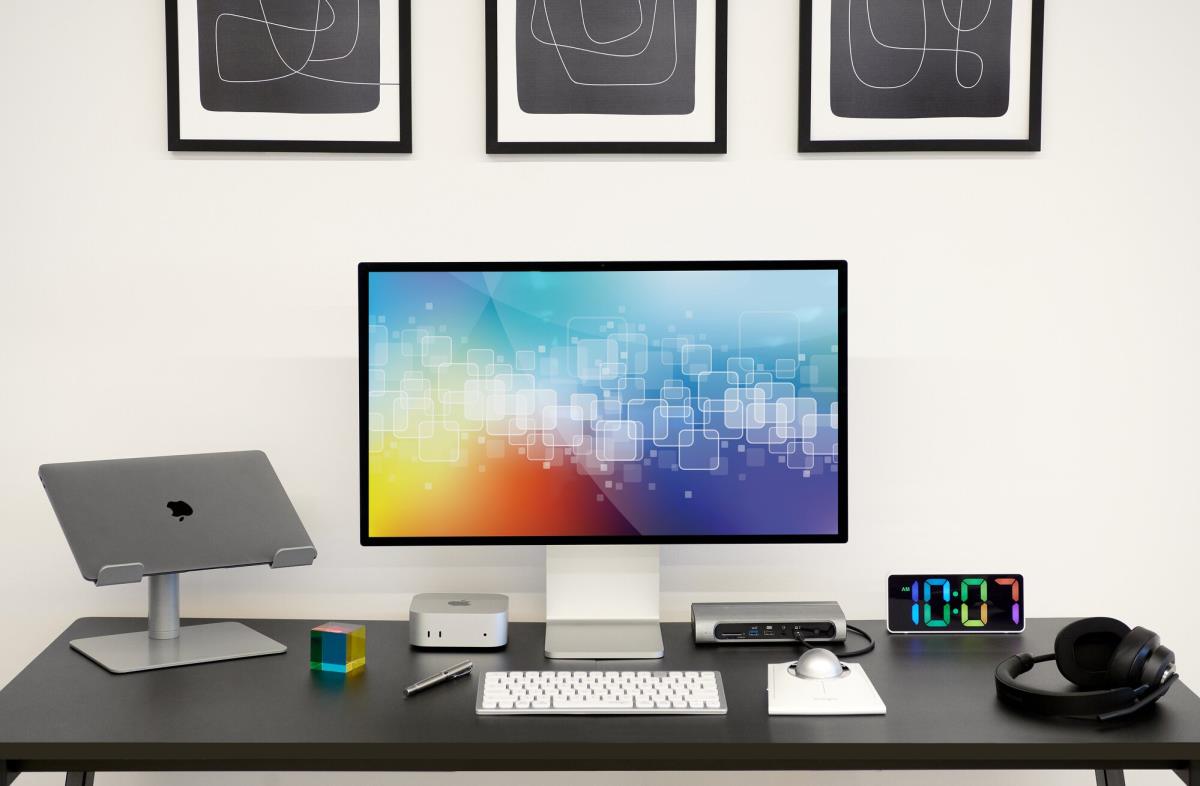 Universal Tabletop Aluminum Laptop Riser