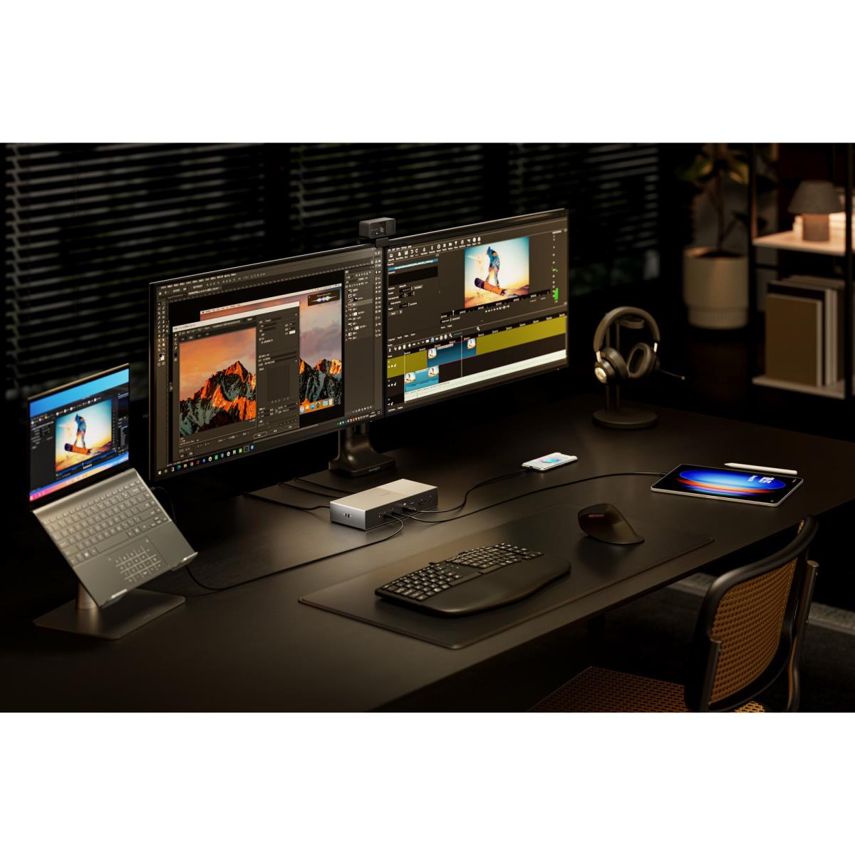 SD5000T5 EQ Thunderbolt 5 Triple 4K Docking Station with 140W PD - Windows/macOS