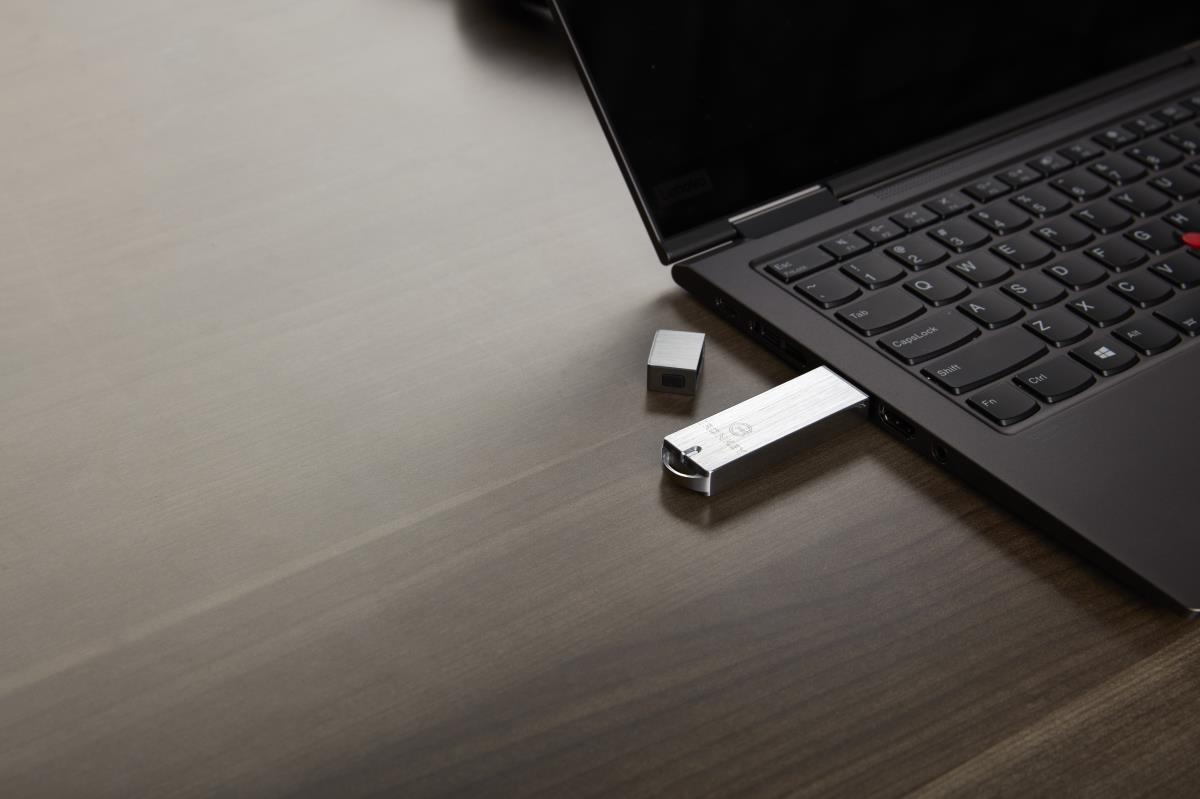 Ironkey S1000 Basic Model - 32GB USB Stick - USB 3.0 - Aes 256-bit Hardware-based Data Encryption