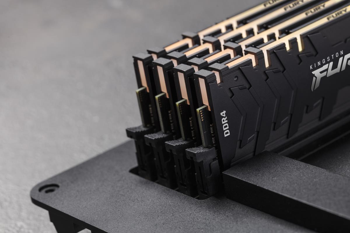 32GB Ddr4 3200mt/s Cl16 DIMM (kit Of 2) 1gx8 Furyrenegade Rgb