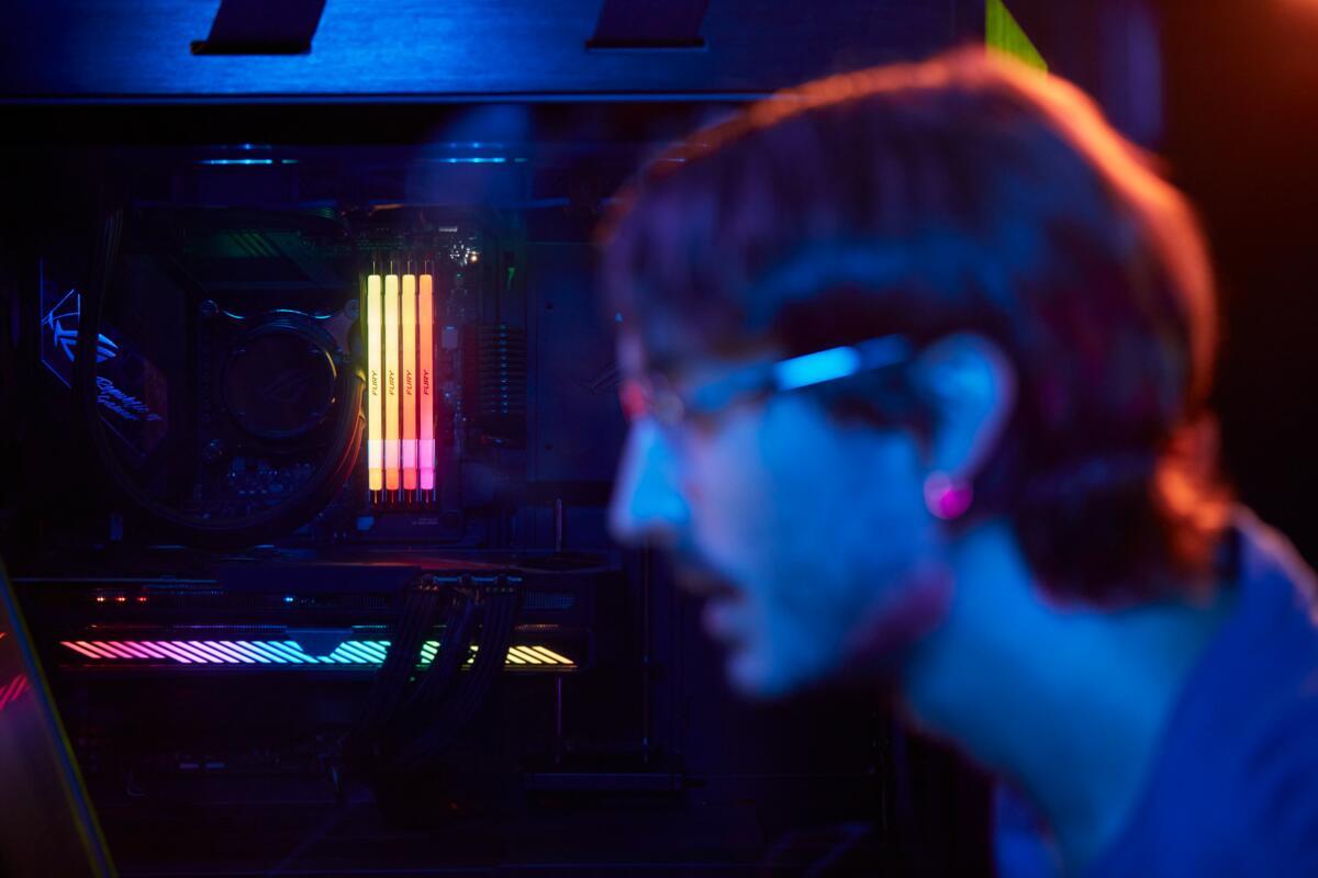 16GB Ddr5 7600mt/s Cl38 DIMM Fury Renegade RGB Xmp