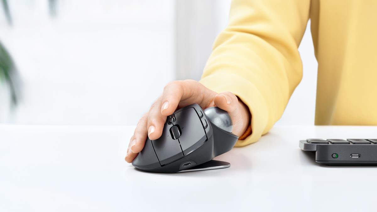 MX Ergo Advanced Wireless Trackball - Graphite