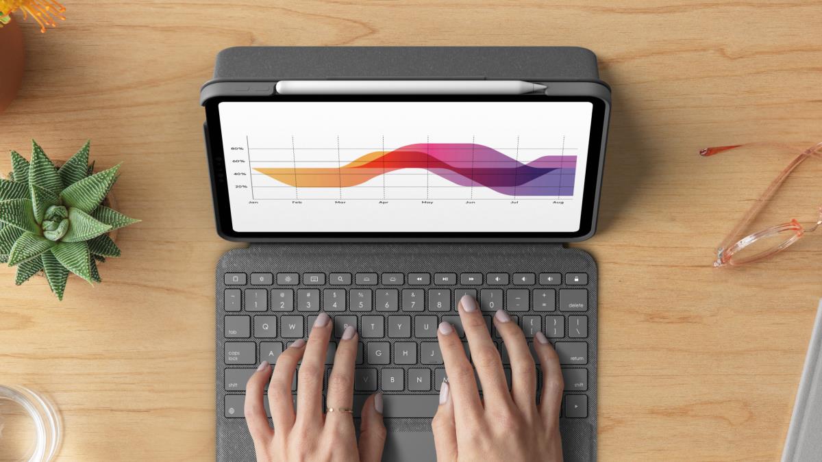 Folio Touch Backlit Keyboard Case With Trackpad Graphite For iPad Pro 11-in (1st & 2nd Gen) Suisse Qwertz