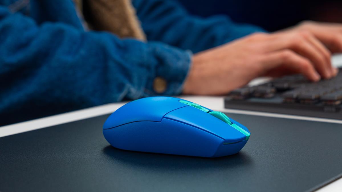 G305 Lightspeed Wireless Gaming Mouse Blue Ewr2