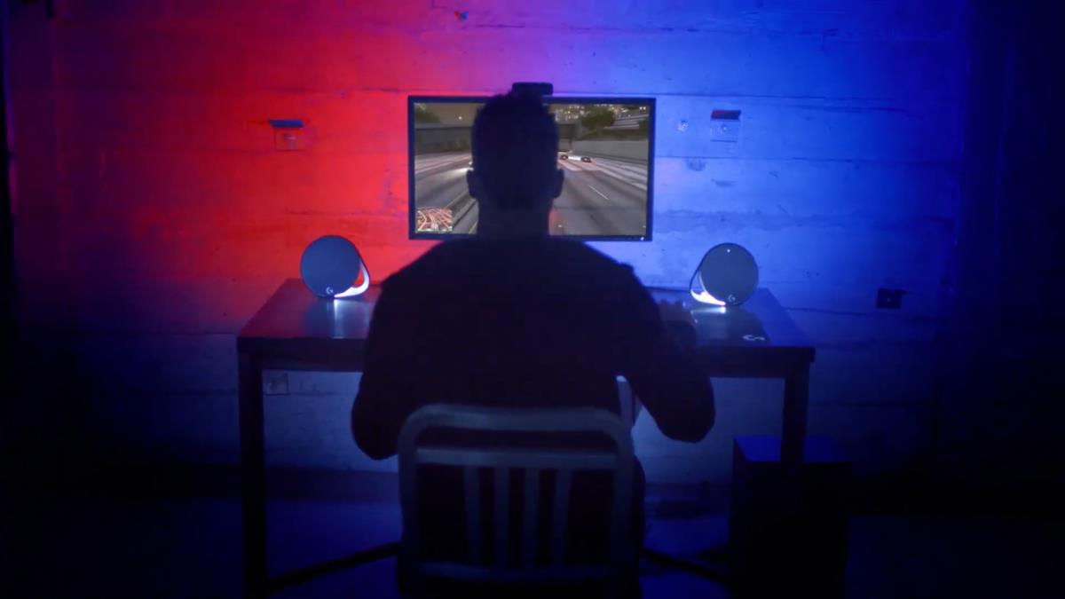 G560 Lightsync Pc Gaming Speaker