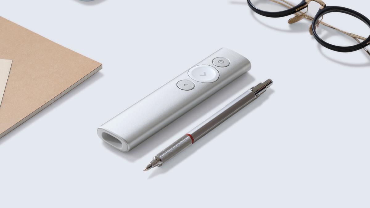 Spotlight Presenter Remote Silver