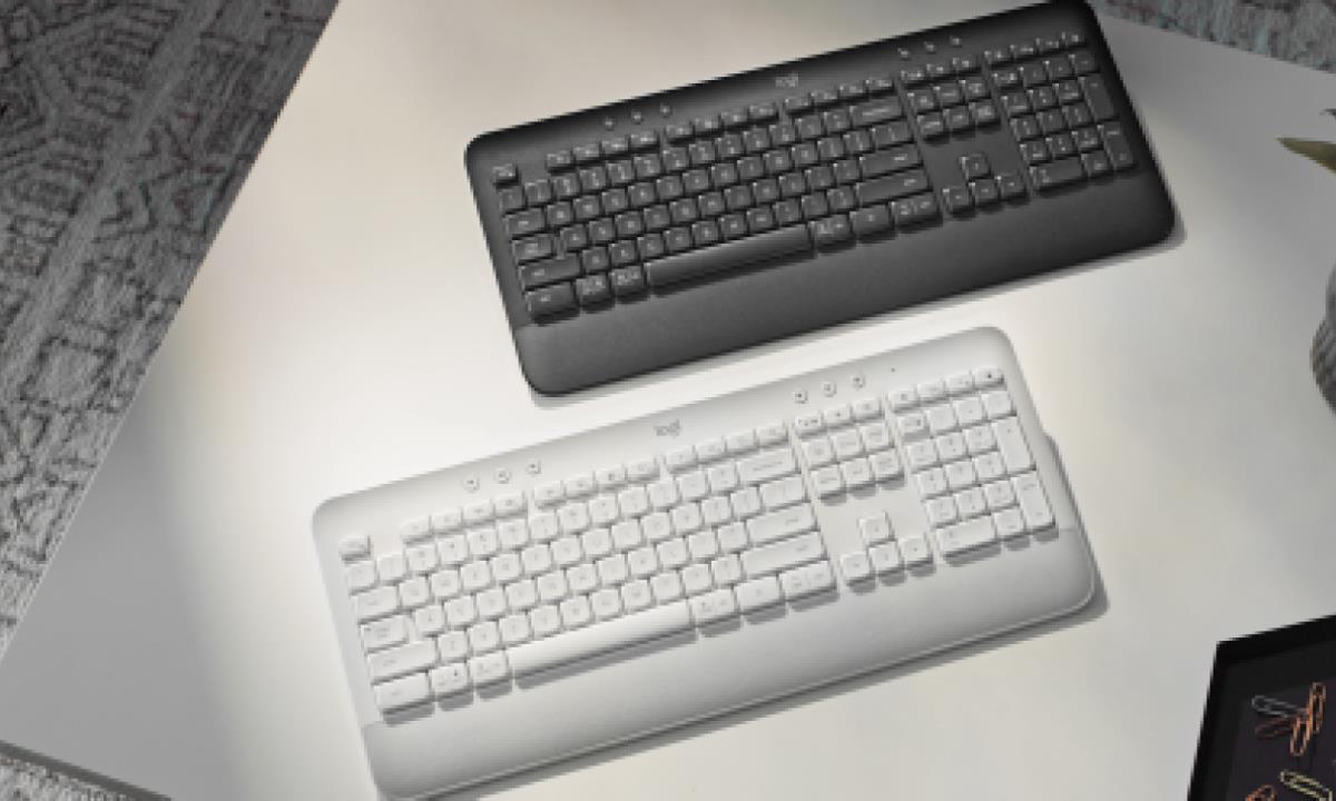 Signature K650 Wireless Keyboard - Off-white - Magyar Qwertz