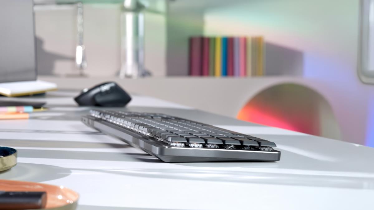 MX Mechanical Wireless Illuminated Performance Keyboard - Graphite Suisse Qwertz