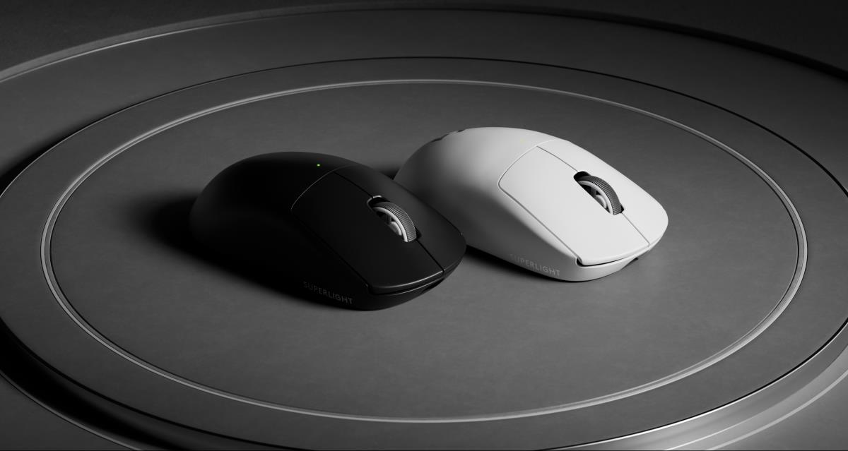 G Pro X Superlight 2 Lightspeed Gaming Mouse Magenta 2.4GHz