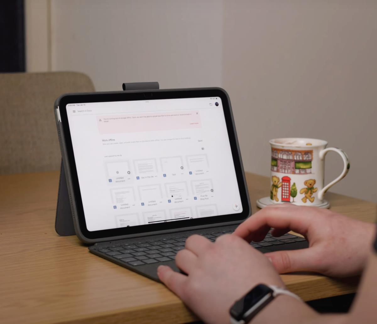 Combo Touch For iPad (10th Gen) - Oxford Grey - Pan - Nordic Qwerty