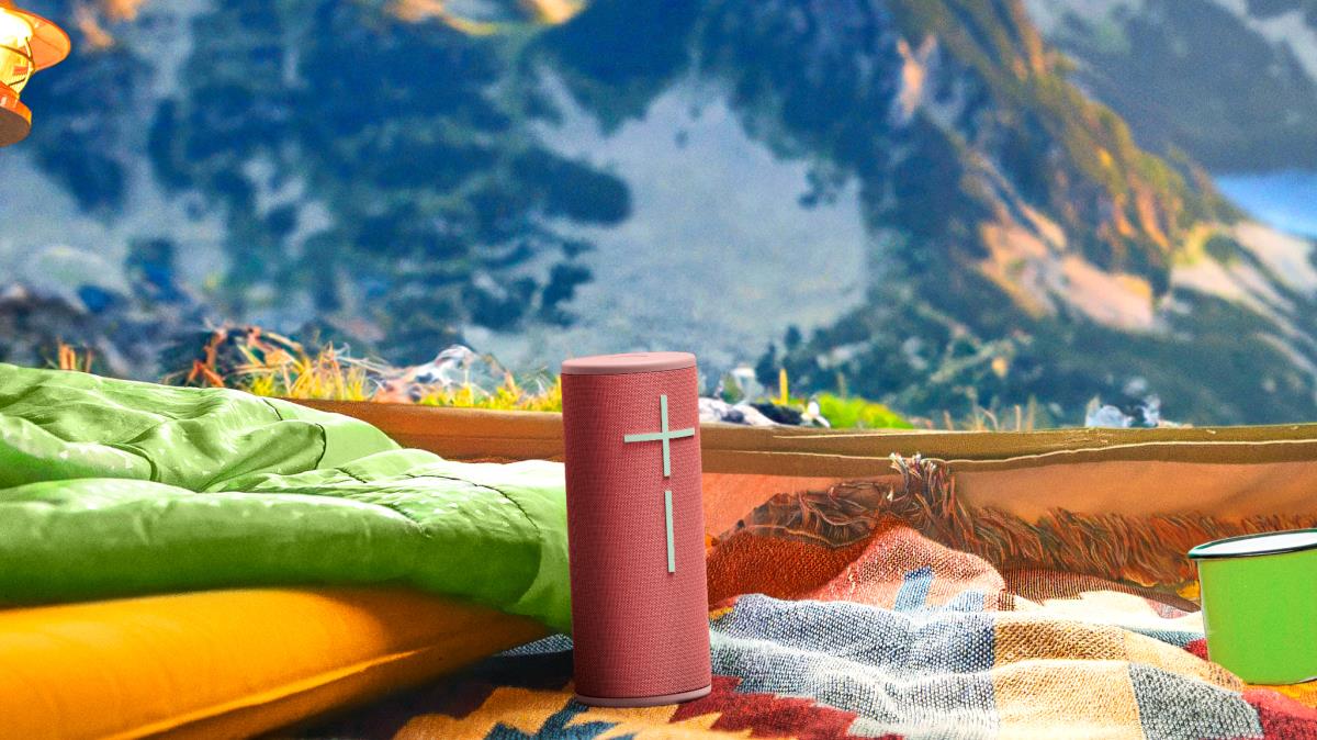 Ultimate Ears Boom 4 Bluetooth Standalone Speaker Raspberry Red