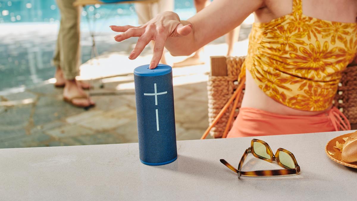 Ultimate Ears Boom 4 Bluetooth Standalone Speaker Cobalt Blue