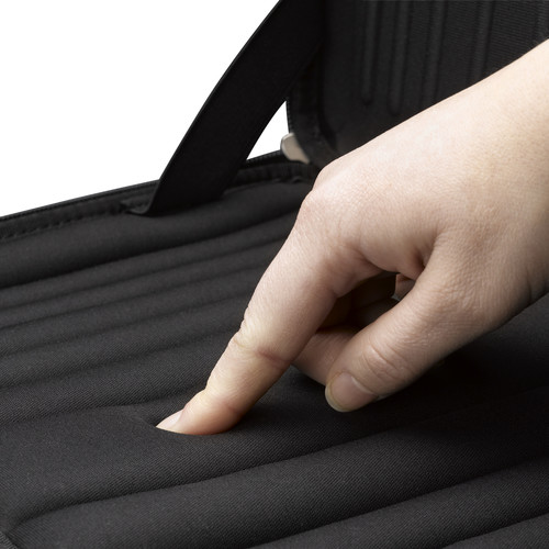 Hard Shell Netbook Sleeve 13.3in Black