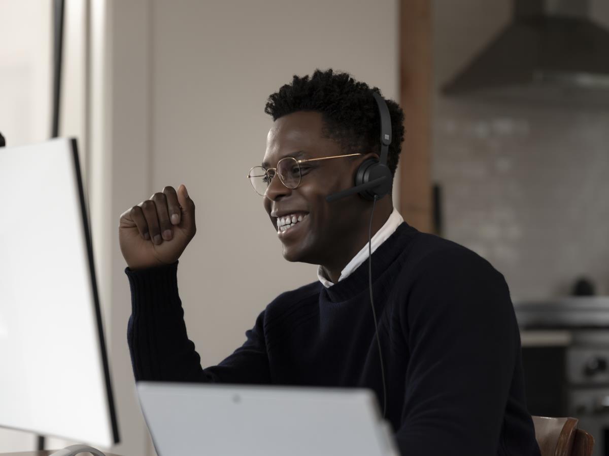 Surface Modern USB Headset - Black - USB Type A